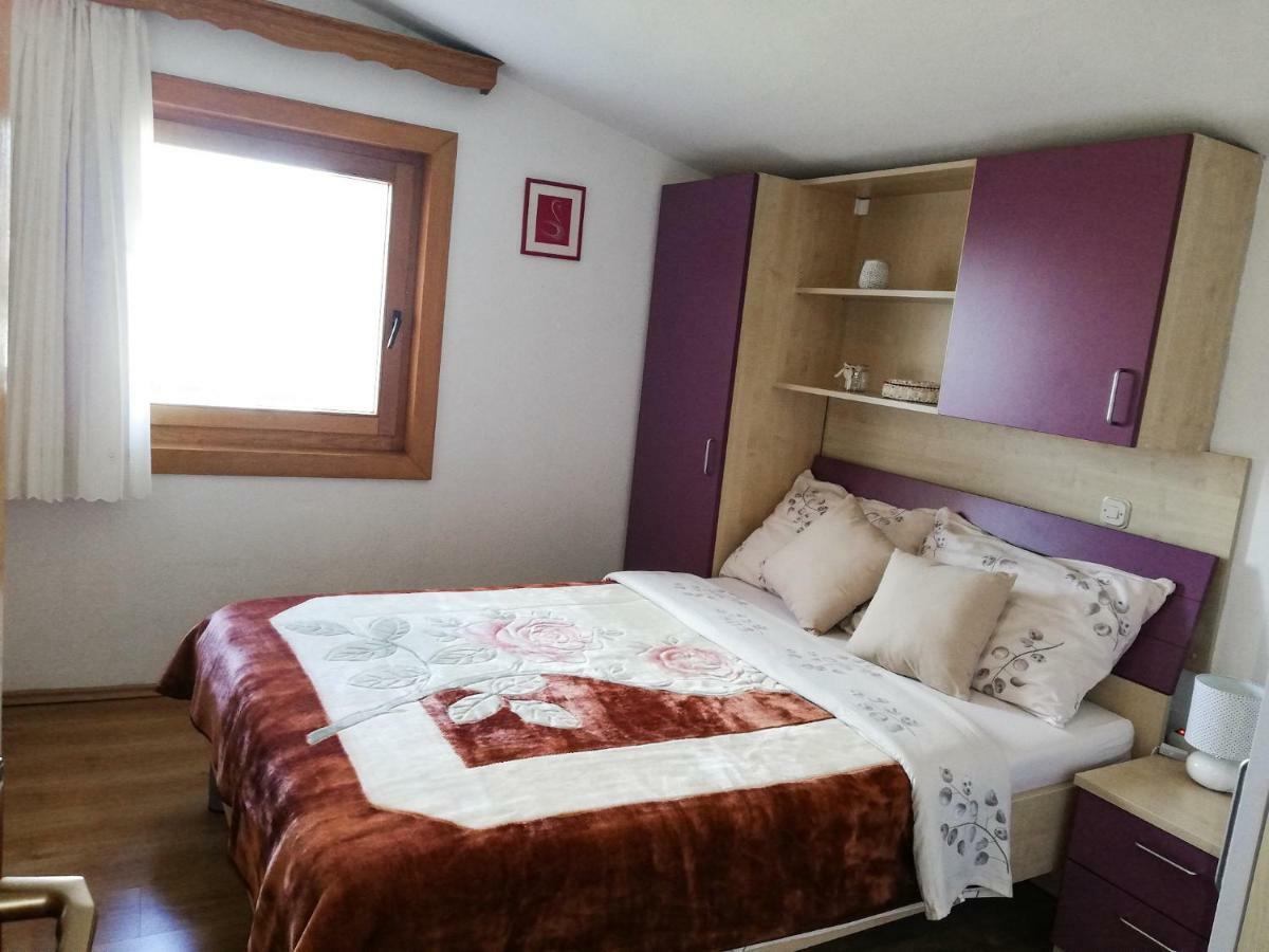 Apartments Branko Starigrad Paklenica Exteriér fotografie