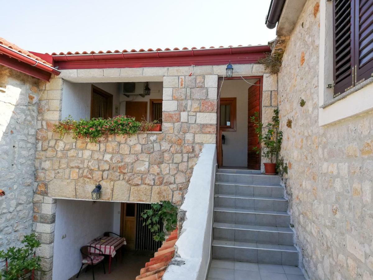 Apartments Branko Starigrad Paklenica Exteriér fotografie