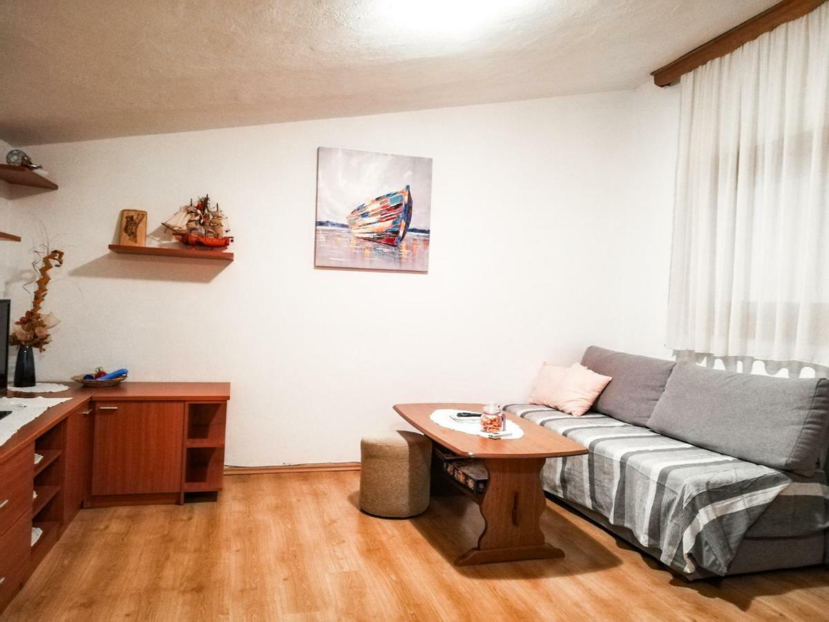 Apartments Branko Starigrad Paklenica Exteriér fotografie
